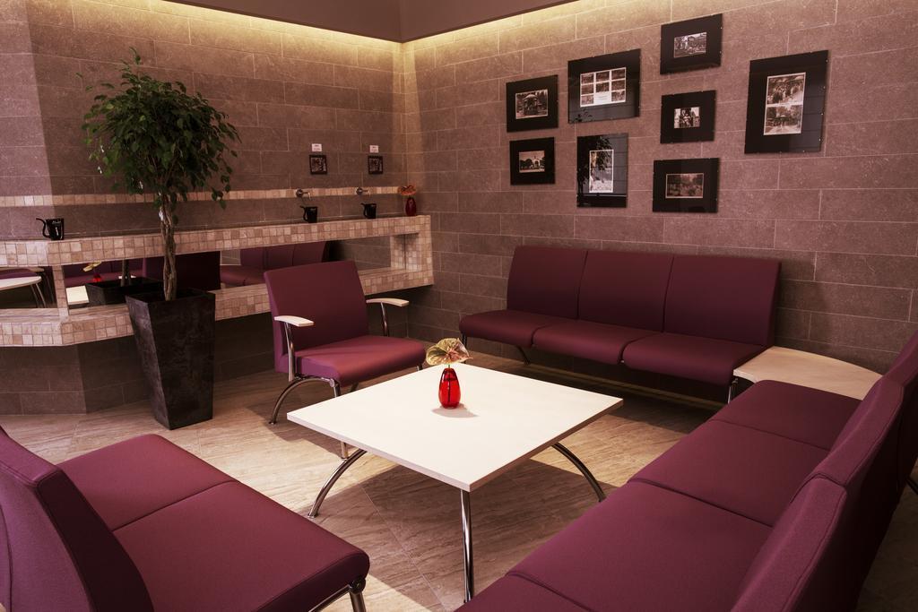 克里斯蒂娜别墅酒店 特鲁斯卡韦茨 外观 照片